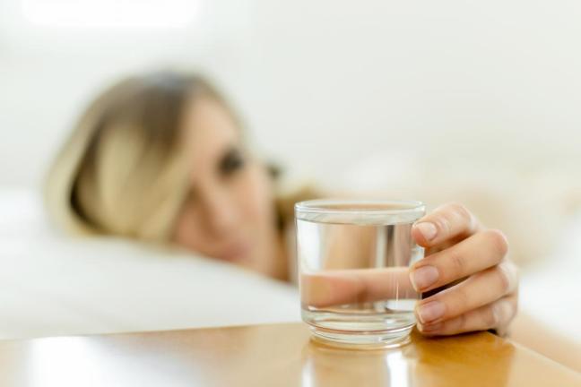 acqua sul comodino farmajet